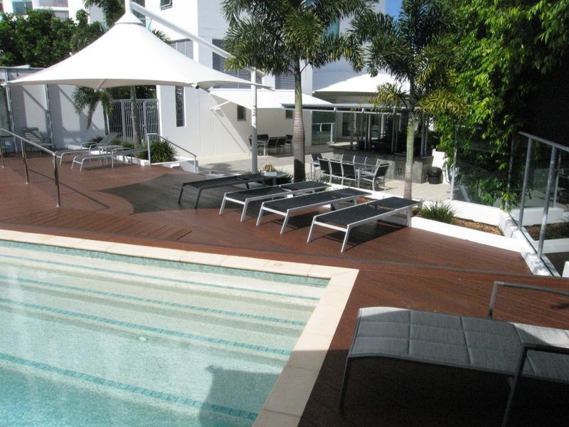 300 Marine Parade, Labrador QLD 4215