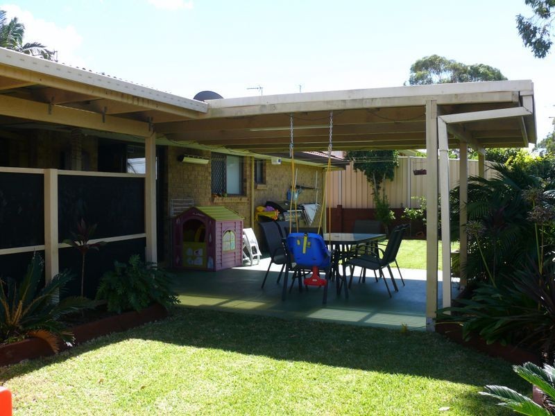 1/3 Orkney Place, Labrador QLD 4215