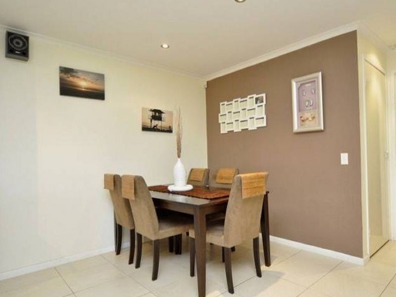 1/3 Orkney Place, Labrador QLD 4215
