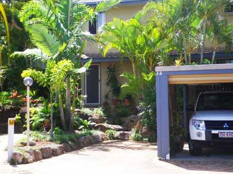 34/63 Olsen Avenue, Labrador QLD 4215