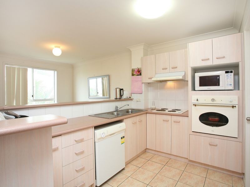 42/11-19 Taylor Street, Biggera Waters QLD 4216