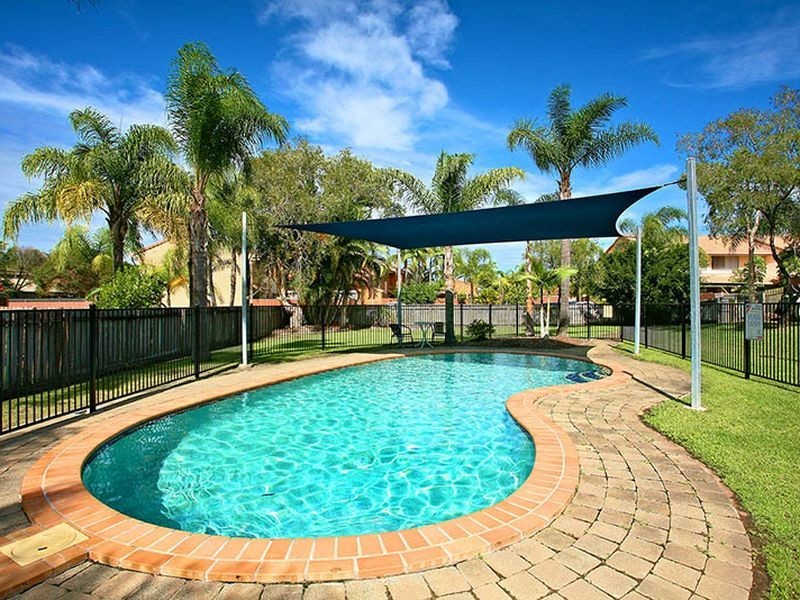 5/77 Olsen Avenue, Labrador QLD 4215
