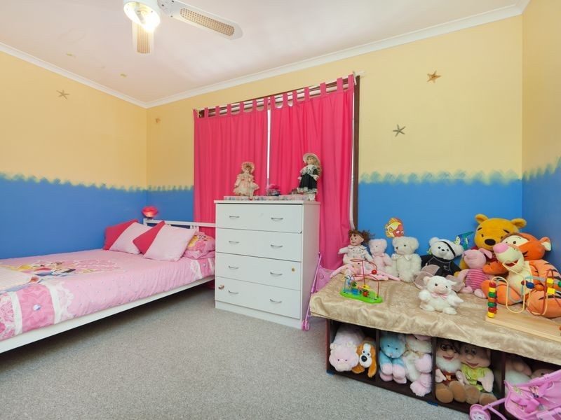 11 Leura Place, Helensvale QLD 4212