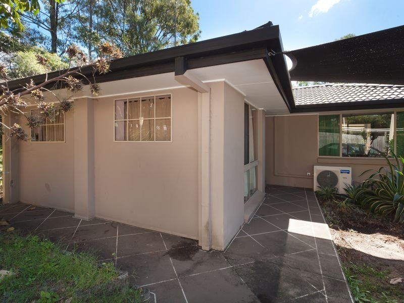 11 Leura Place, Helensvale QLD 4212