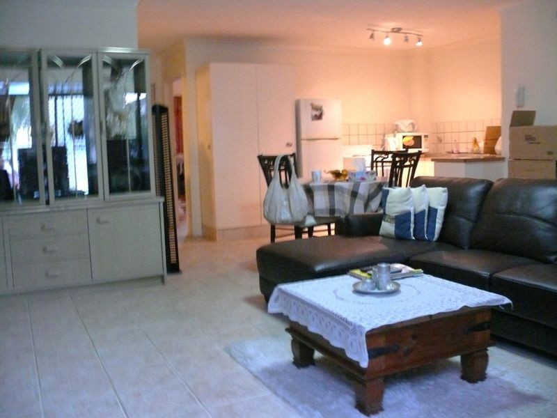 2/9 Bradford Street, Labrador QLD 4215