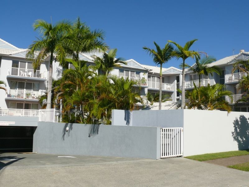 23/12 Whiting Street, Labrador QLD 4215