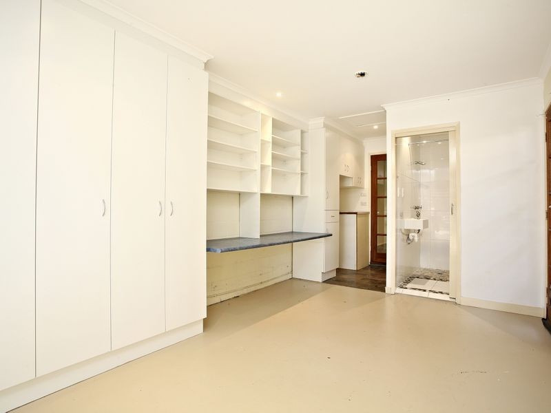 1/8 Orkney Place, Labrador QLD 4215