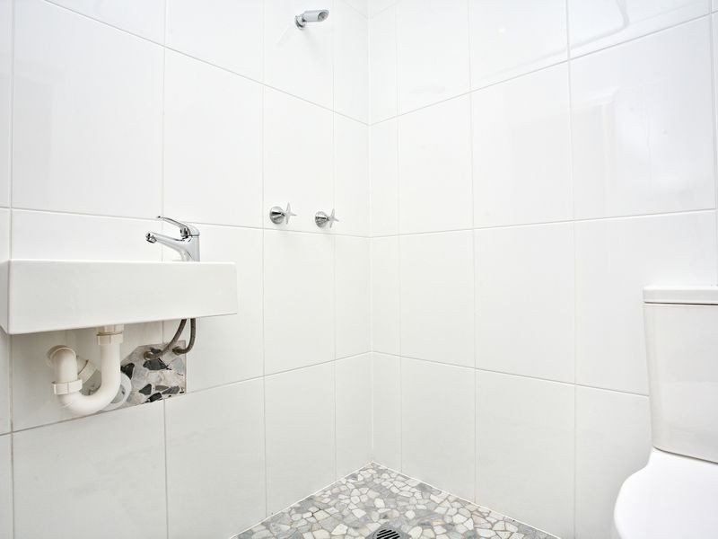 1/8 Orkney Place, Labrador QLD 4215