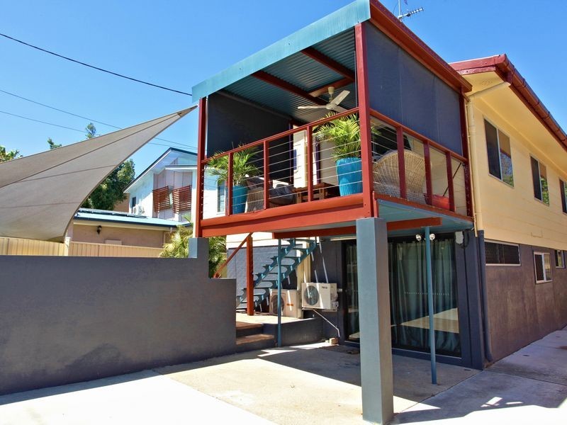 1/20 Ashton Street, Labrador QLD 4215
