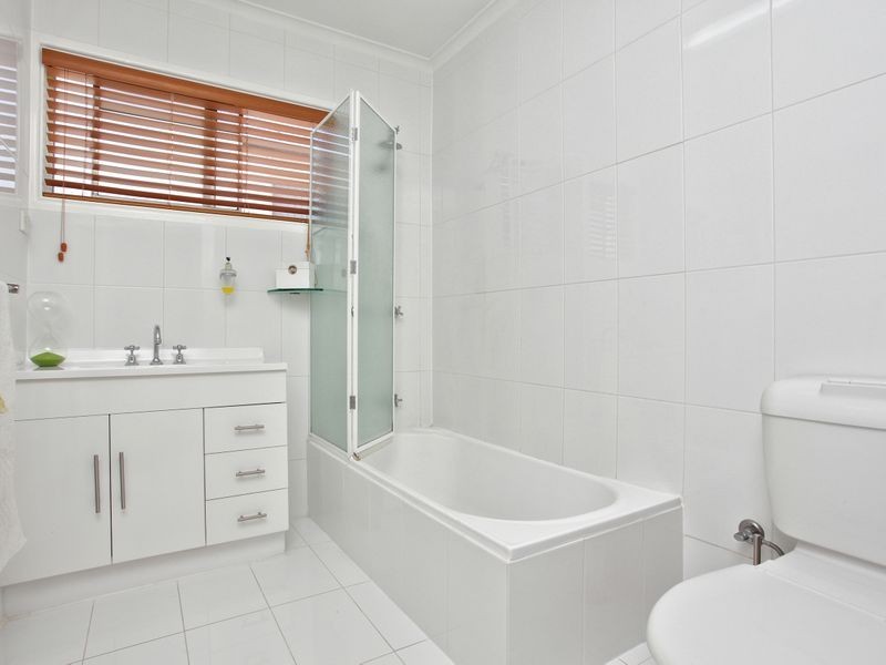 1/20 Ashton Street, Labrador QLD 4215