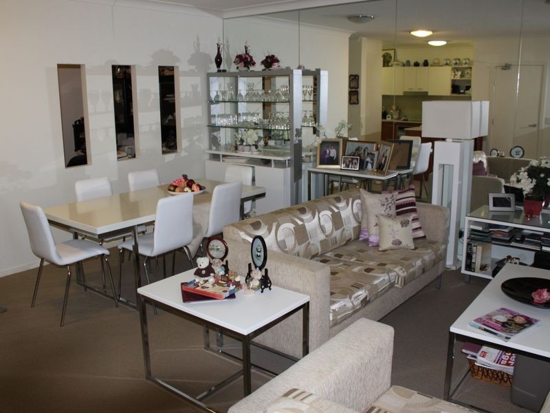 7/13 Bright Avenue, Labrador QLD 4215