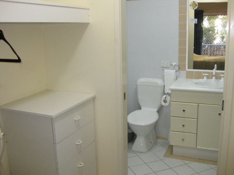 6/45 Frank Street, Labrador QLD 4215