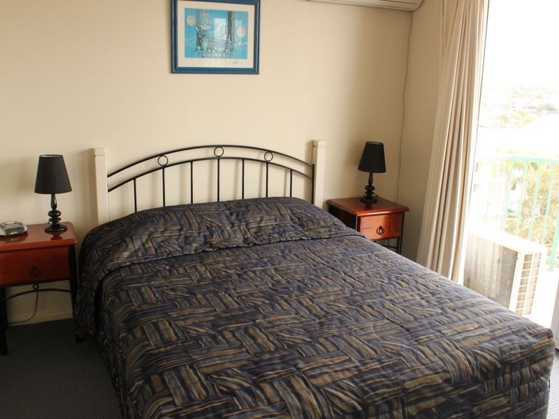 54/484 Marine Parade, Biggera Waters QLD 4216