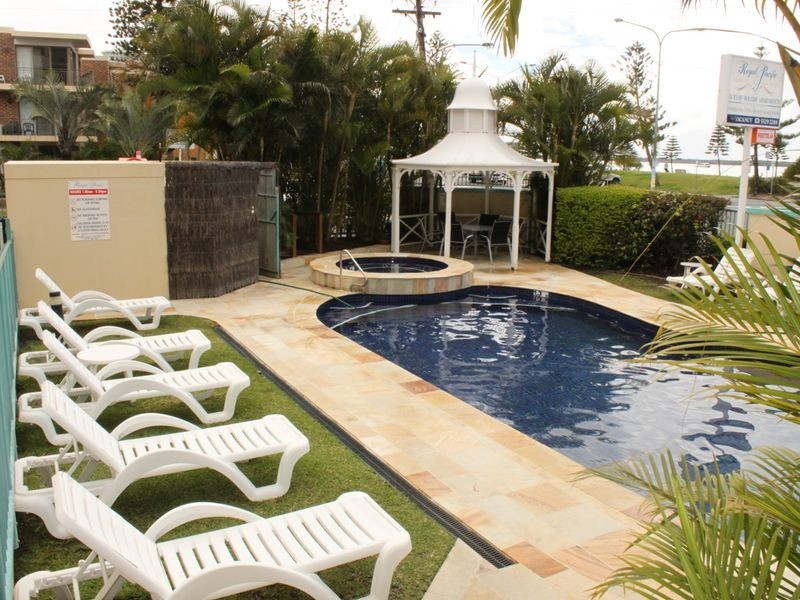 54/484 Marine Parade, Biggera Waters QLD 4216