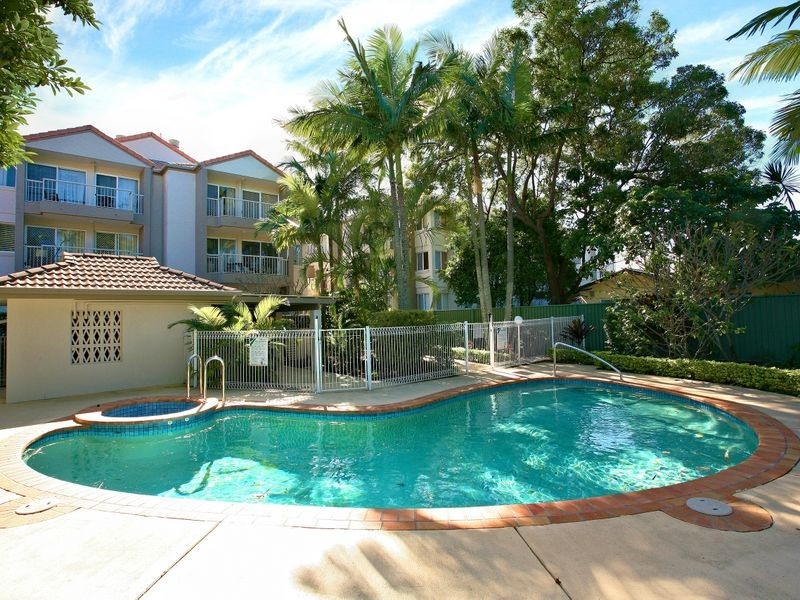 18/72 Brighton Street, Biggera Waters QLD 4216