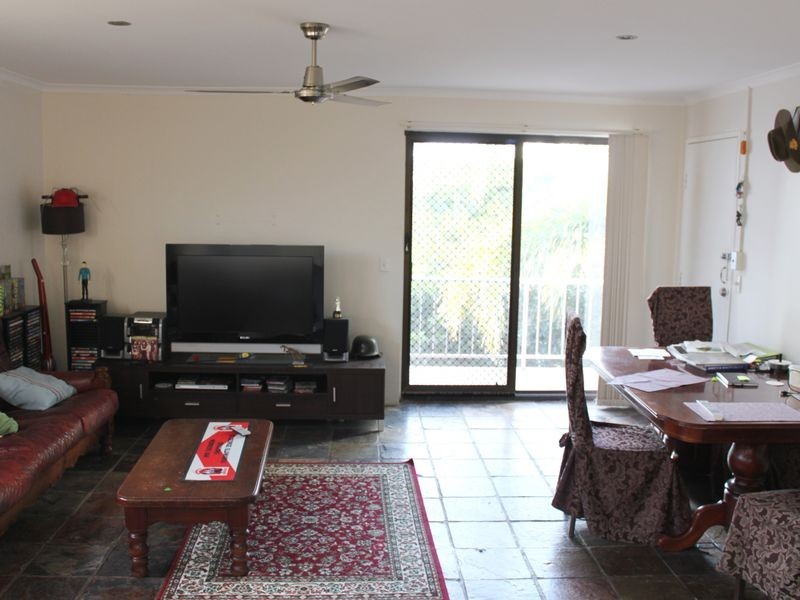 8/61 Frank Street, Labrador QLD 4215