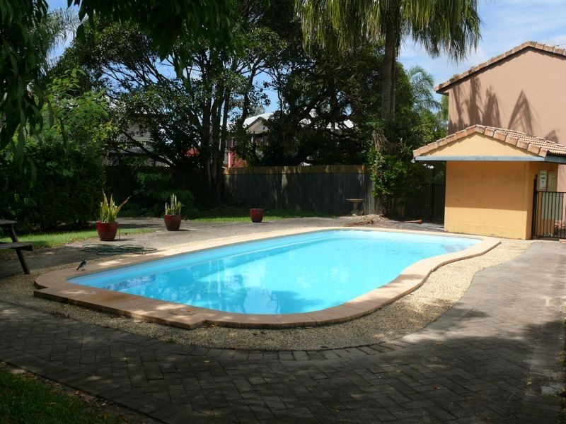 6/202 Central Street, Labrador QLD 4215