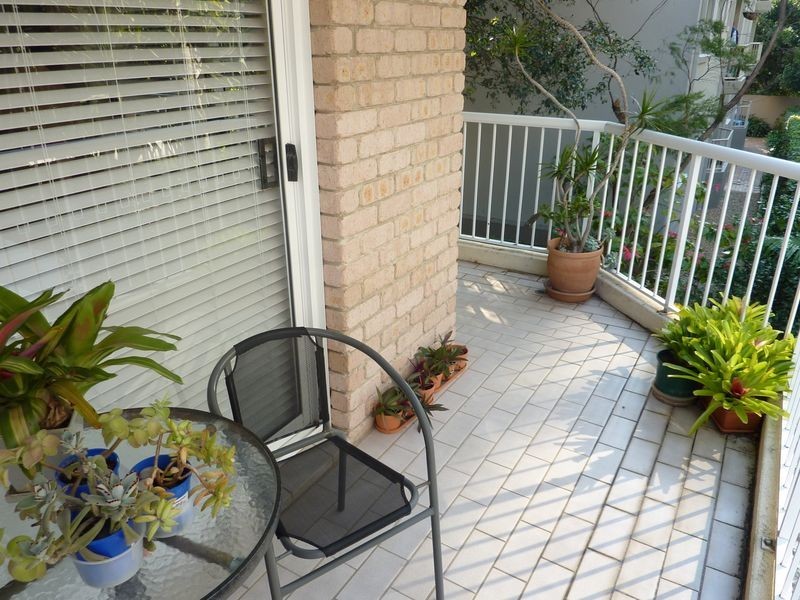 4/23 Brighton Street, Biggera Waters QLD 4216