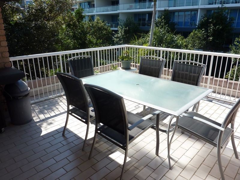 4/23 Brighton Street, Biggera Waters QLD 4216