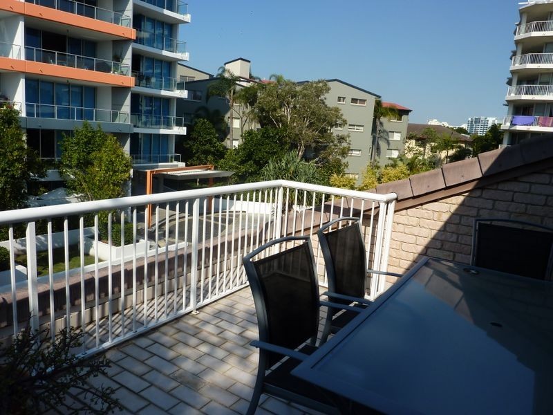 4/23 Brighton Street, Biggera Waters QLD 4216