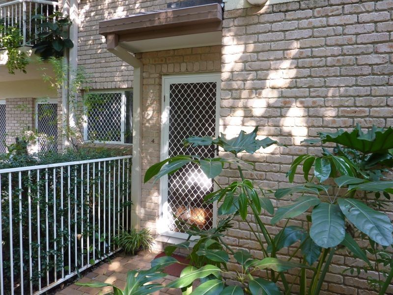 4/23 Brighton Street, Biggera Waters QLD 4216