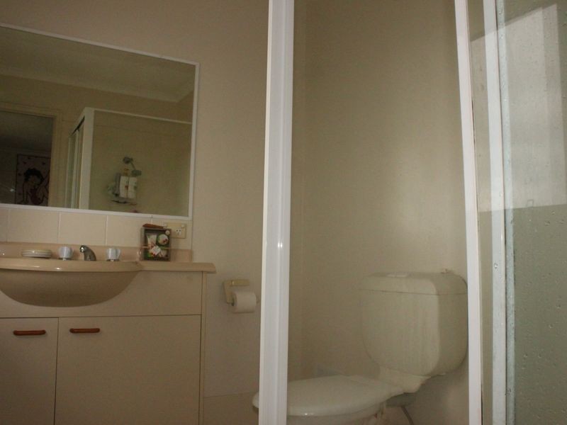 2/643 Pine Ridge Road, Biggera Waters QLD 4216