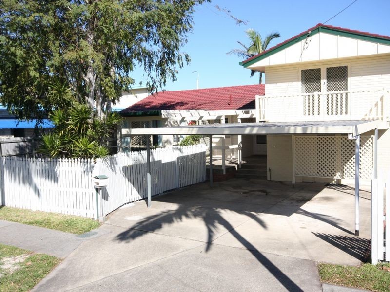 6 Loder Street, Labrador QLD 4215