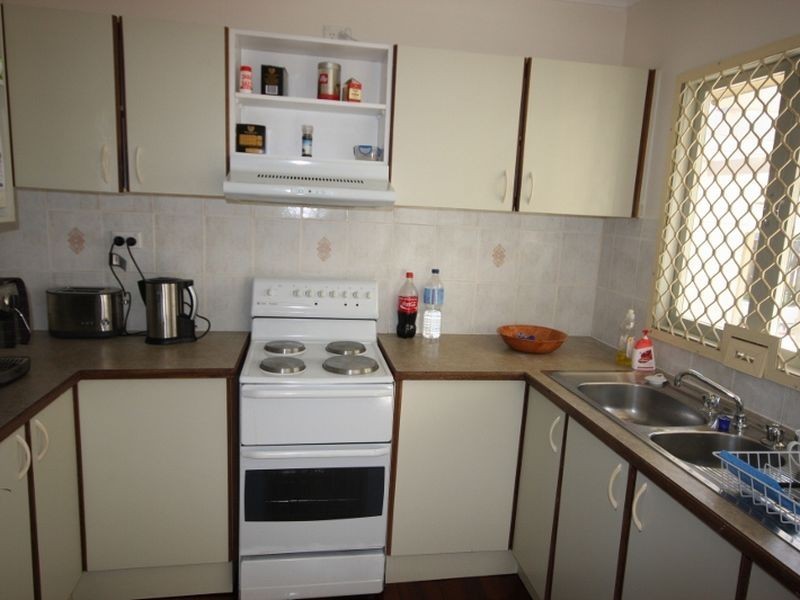 6 Loder Street, Labrador QLD 4215