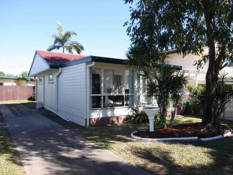 6 Loder Street, Labrador QLD 4215