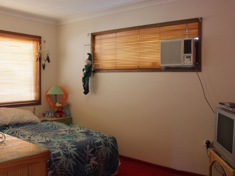 31 Harley Street, Labrador QLD 4215