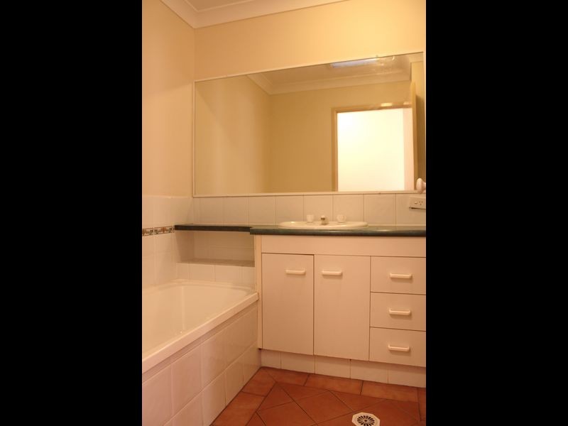13/167 Central Street, Labrador QLD 4215
