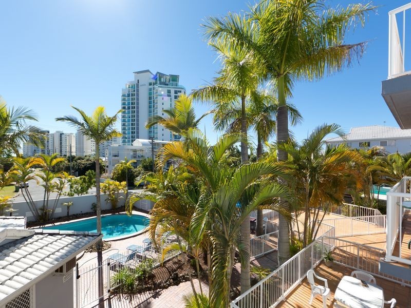 13/12 Whiting Street, Labrador QLD 4215