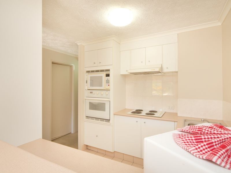 13/12 Whiting Street, Labrador QLD 4215