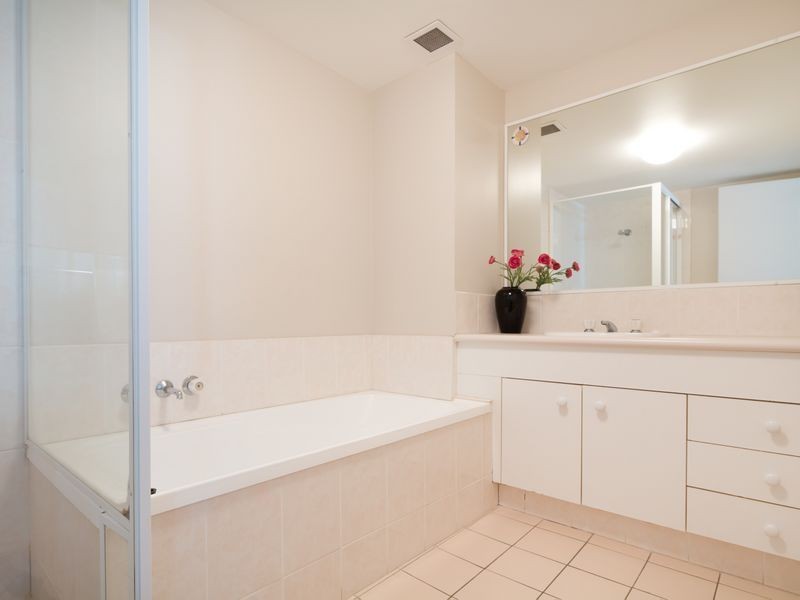 13/12 Whiting Street, Labrador QLD 4215