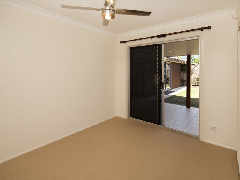 28 Allden Avenue, Labrador QLD 4215