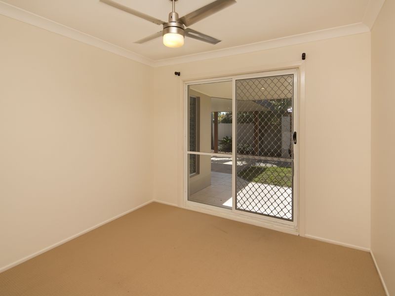 28 Allden Avenue, Labrador QLD 4215