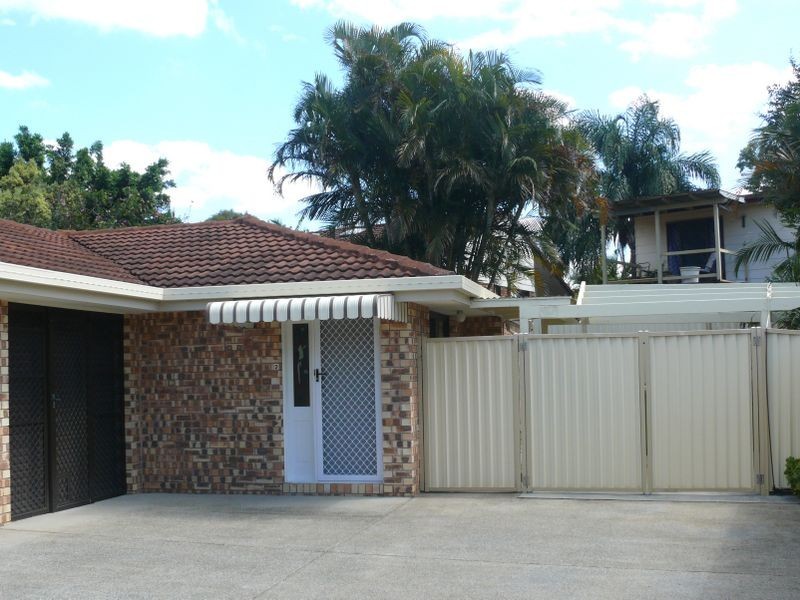 2/20 Botanical Drive, Labrador QLD 4215