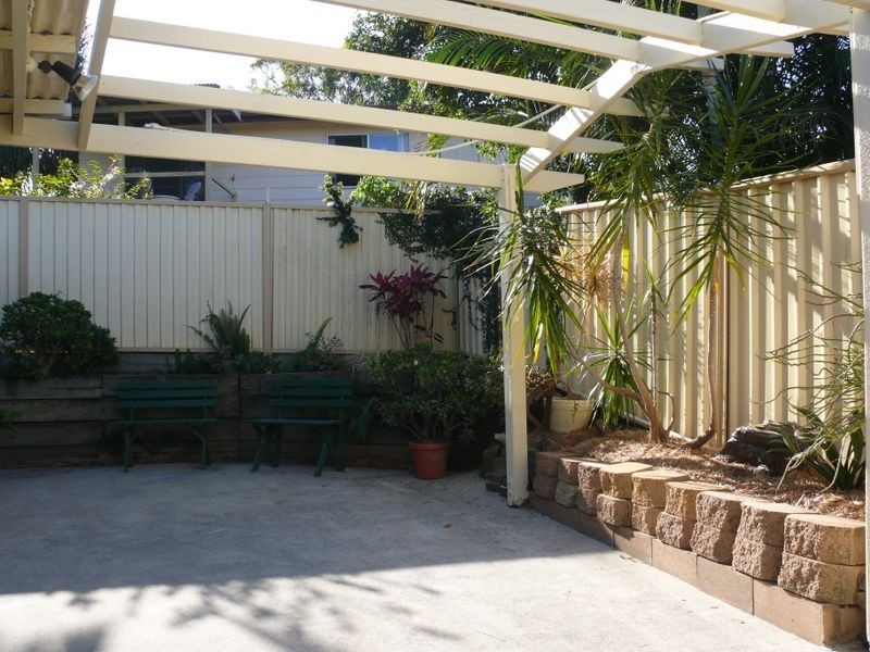 2/20 Botanical Drive, Labrador QLD 4215