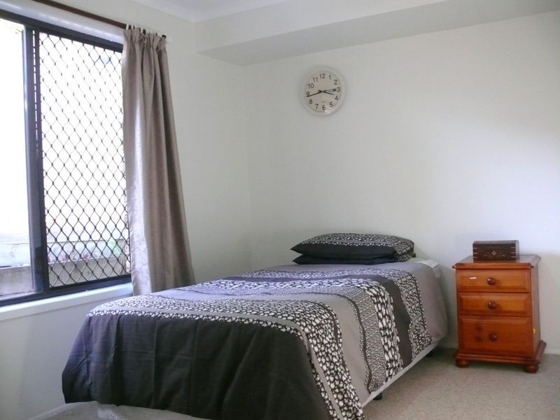 2/20 Botanical Drive, Labrador QLD 4215