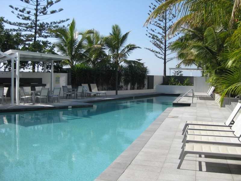 2102/438 Marine Parade, Biggera Waters QLD 4216