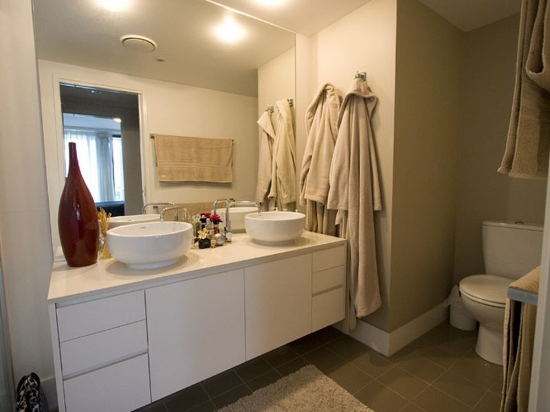 2102/438 Marine Parade, Biggera Waters QLD 4216