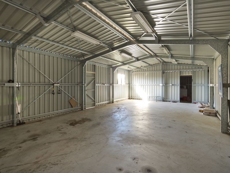 133 Kumbari Avenue, Labrador QLD 4215