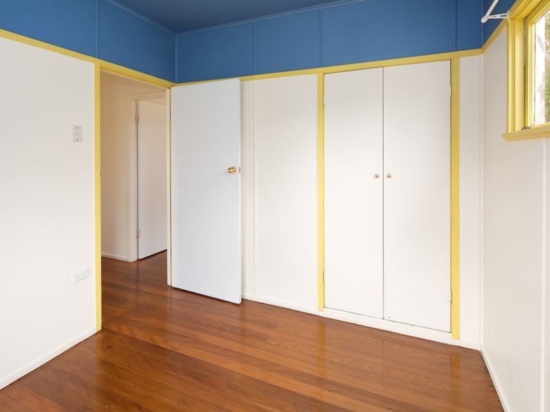 10 Heydon Avenue, Labrador QLD 4215