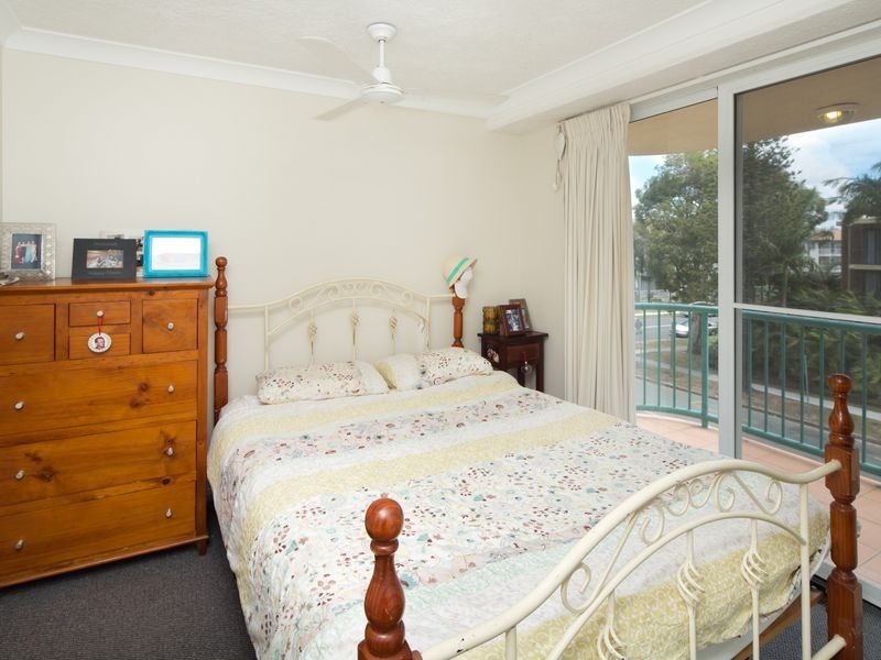 38/484 Marine Parade, Biggera Waters QLD 4216