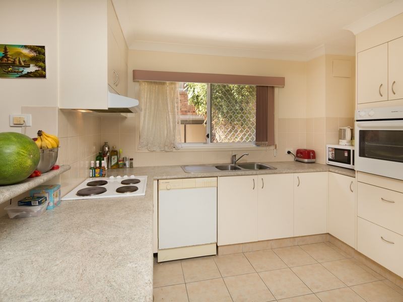 1/72 Brighton Street, Biggera Waters QLD 4216