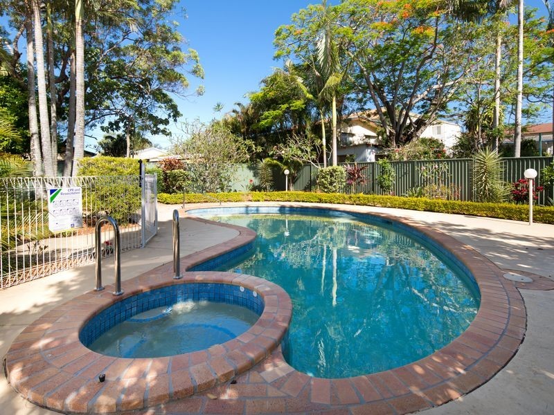 1/72 Brighton Street, Biggera Waters QLD 4216