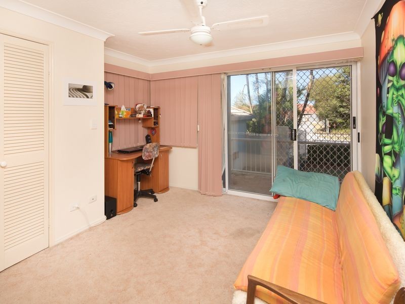 1/72 Brighton Street, Biggera Waters QLD 4216