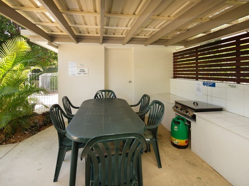 1/72 Brighton Street, Biggera Waters QLD 4216
