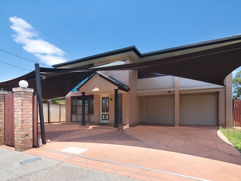 68 Hollywell Road, Biggera Waters QLD 4216