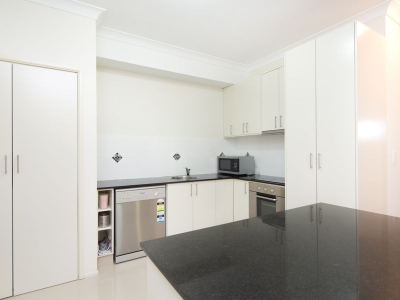 38 Worendo Street, Southport QLD 4215